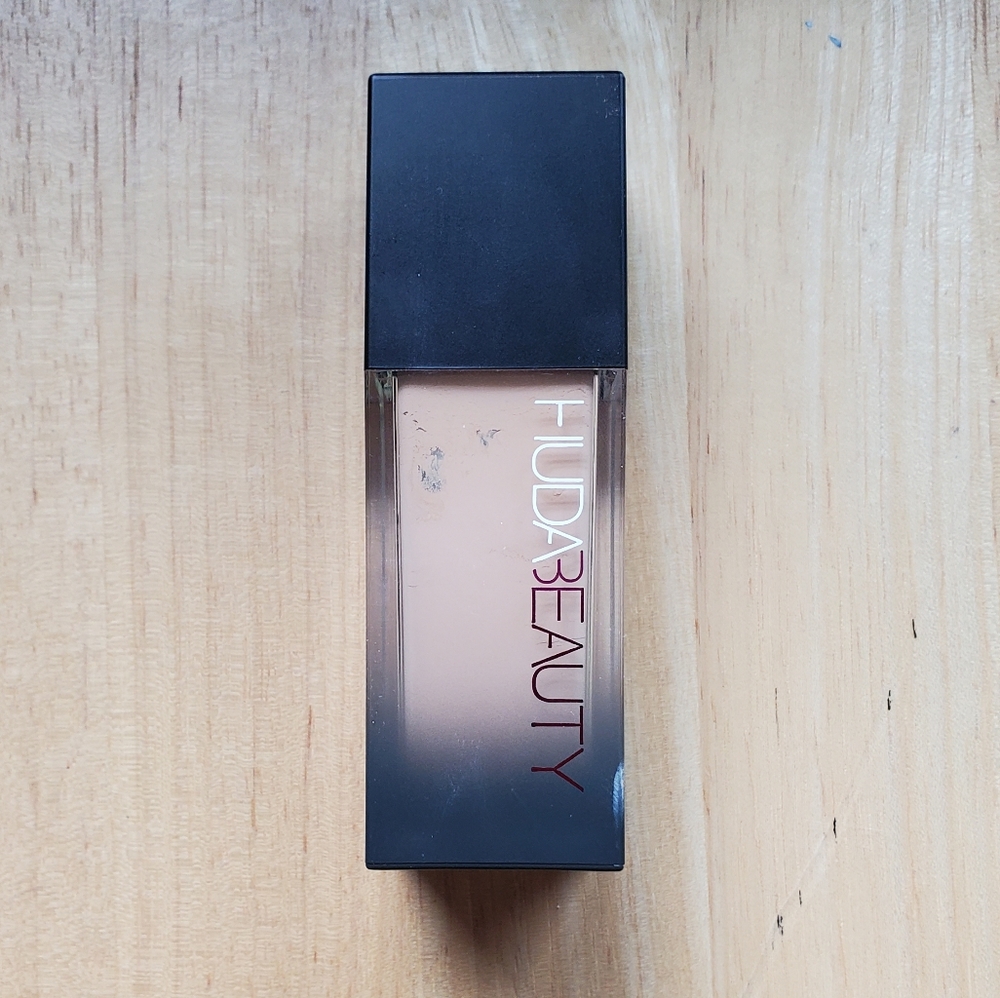 #FauxFilter Luminous Matte Foundation 200B